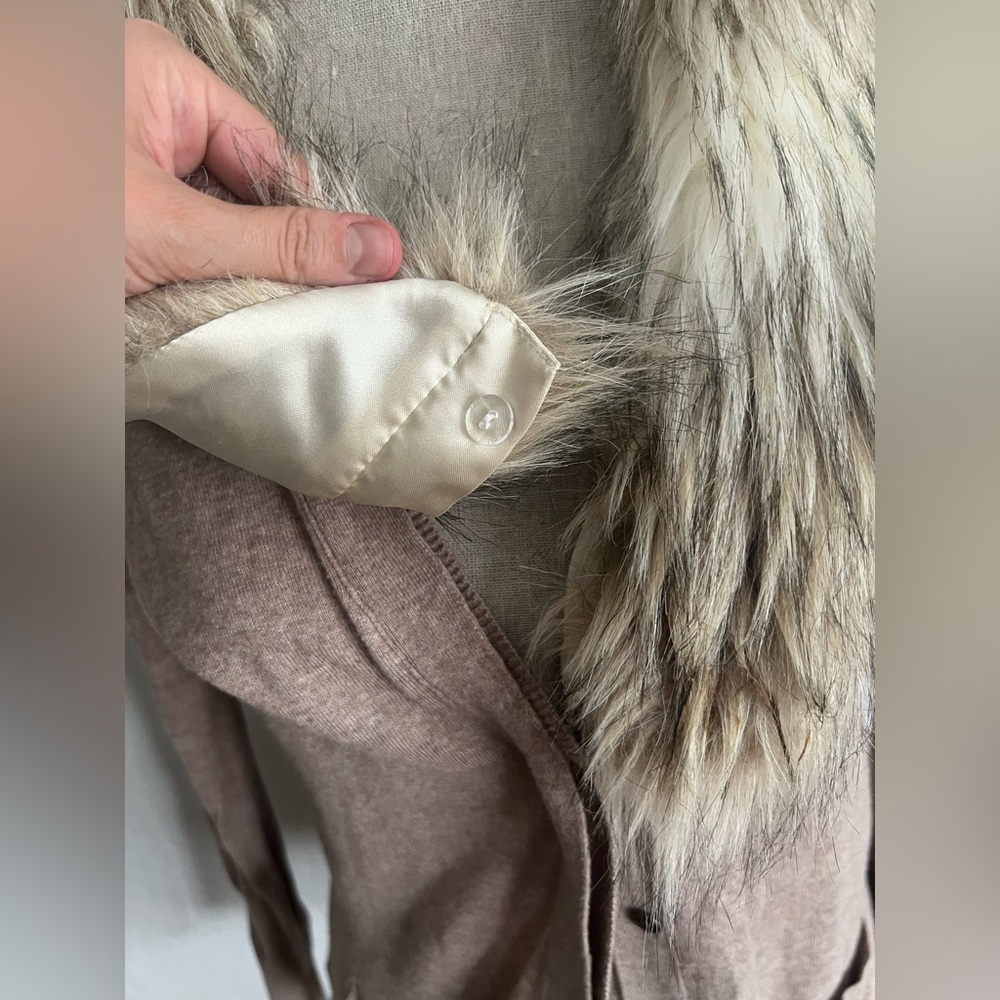 Loft Faux Fur Collar Buttoned Cardigan Size Xsmall - Picture 6 of 9